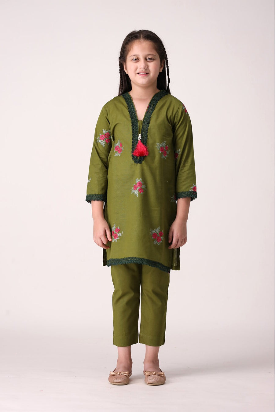 LAWN / EMBROIDERED 2-PCS